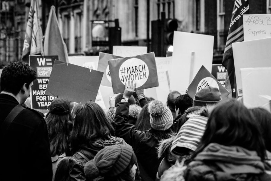 Womens+rights+march.+Photo+courtesy+Giacomo+Ferroni%2C+unsplash.%0A